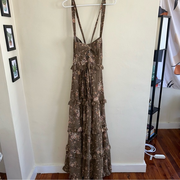 Petal + Pup Lillee Tiered Maxi Dress Olive - Picture 7 of 7